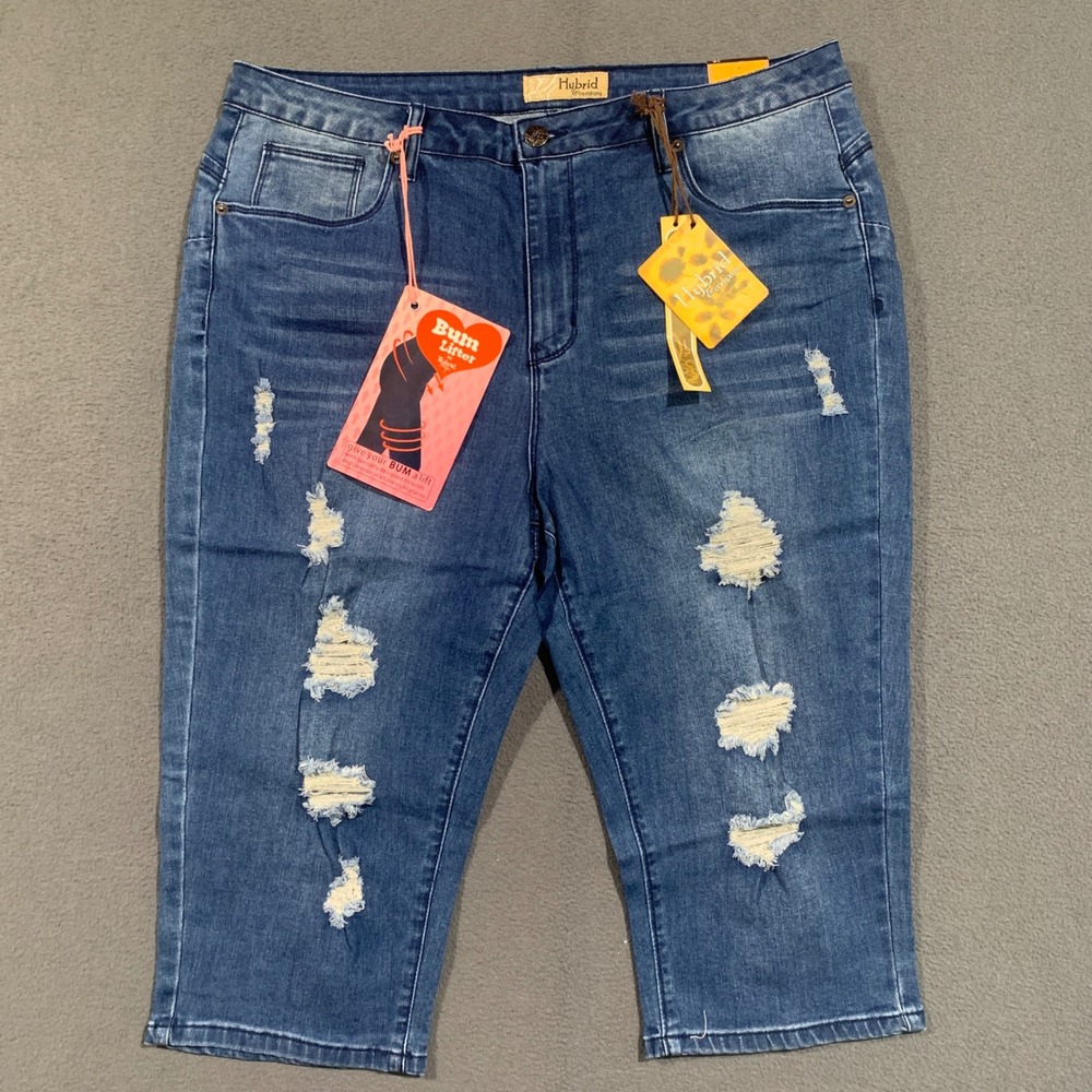 Hybrid & Company Capri Jeans Women 18 Distressed Bum Lifter Medium Wash Blue NEW